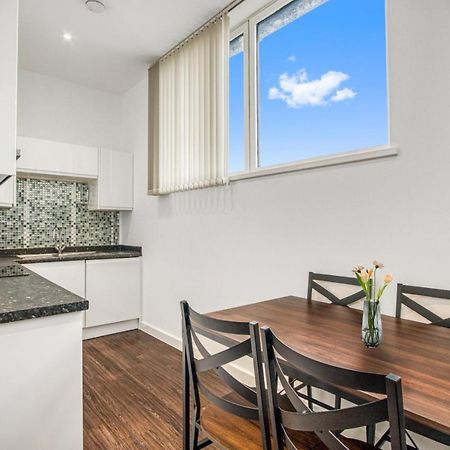 Stylish Studio By Heathrow Airport Apartment London Exterior photo
