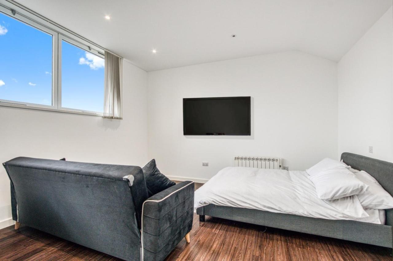 Stylish Studio By Heathrow Airport Apartment London Exterior photo